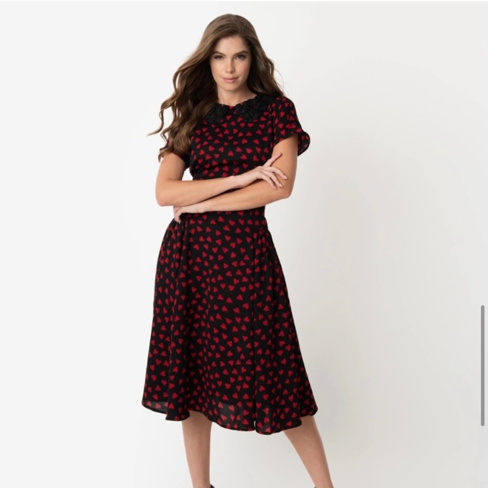 Heart Dress with Lace Collar